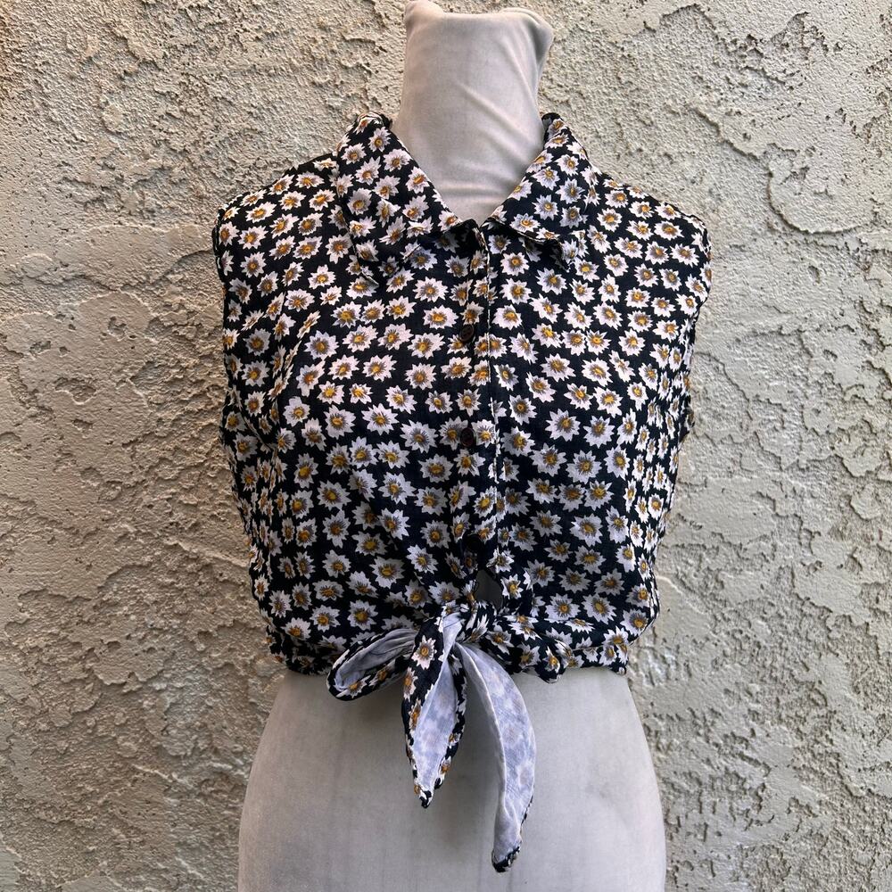 Vintage Black White Daisy Floral Tie Front Crop Top Size S